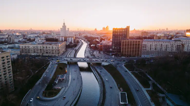 Москву, Санкт-Петербург и Казань назвали самыми комфортными для жизни городами в России
