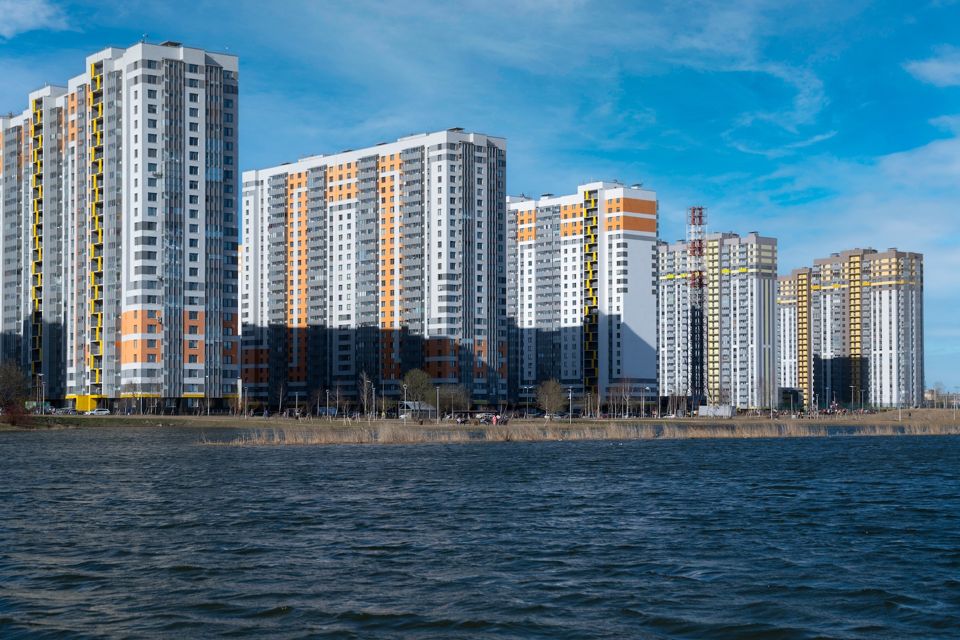 Жители Москвы стали в 2 раза чаще покупать недвижимость в других регионах