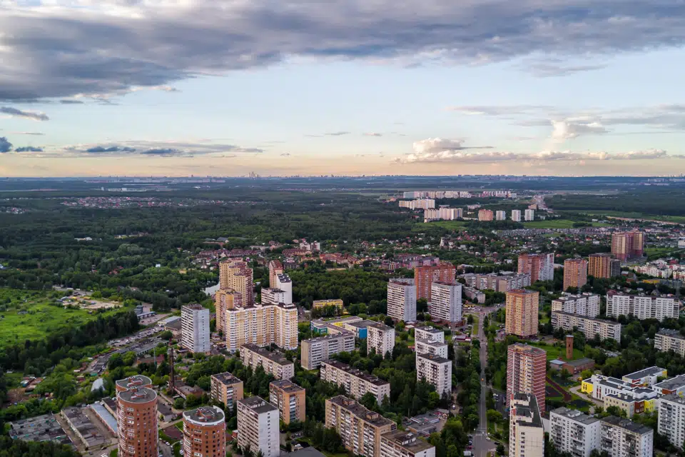 Росреестр составил топ районов Москвы, где брали квартиры в новостройках в 2022 году