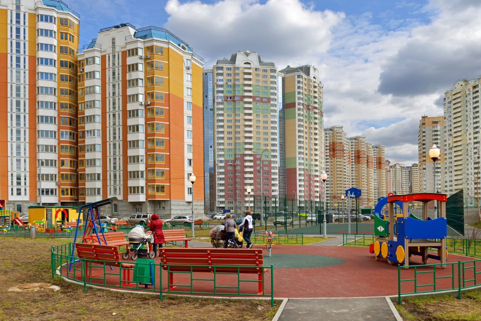 Продажи квартир в новостройках в Москве в марте выросли на 73%