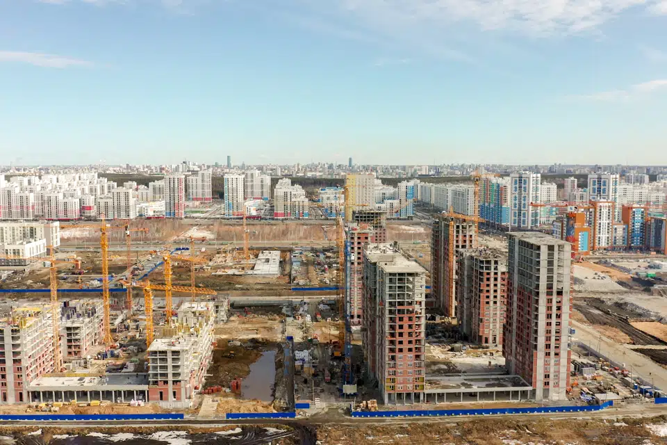 Лимиты выдач льготной ипотеки увеличат в России после роста ключевой ставки 