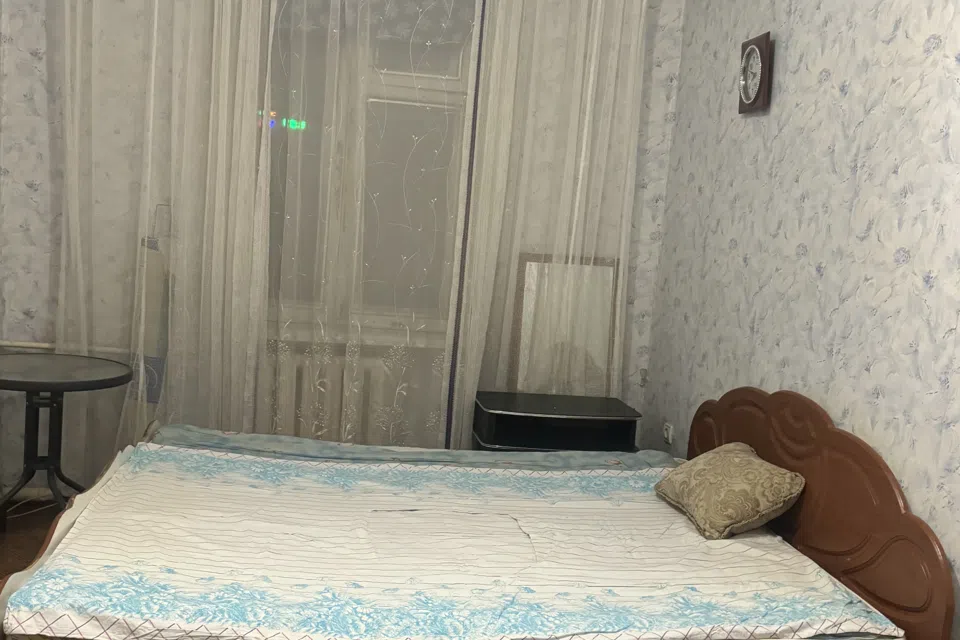 2-х комнатная квартира на Кривцовой 3