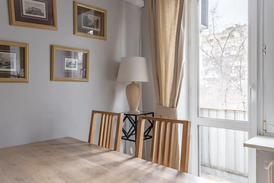 Flat Inn у Патриарших прудов  в центре Москвы.

