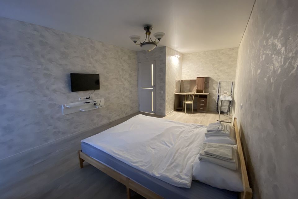 Уютная квартира с лоджией недалеко от центра города. 