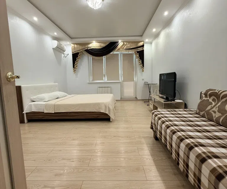 Квартира на Квартальной 18