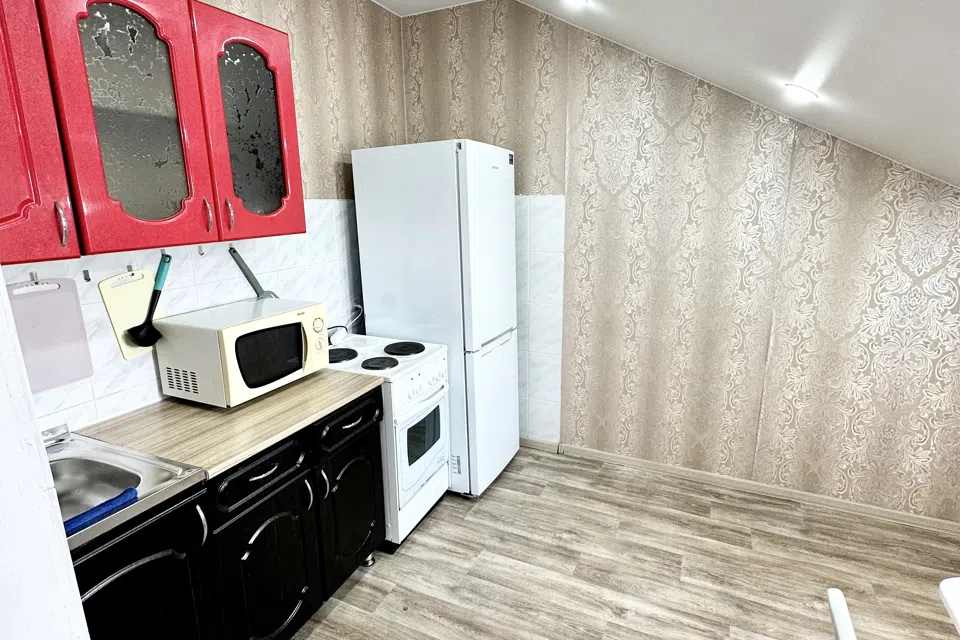 Уютная квартира рядом с МНТК