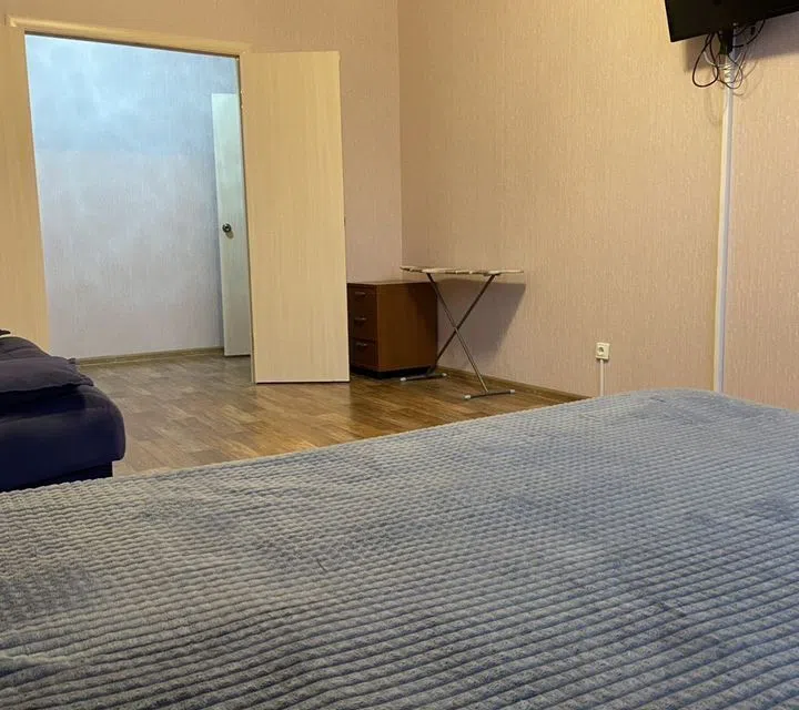 Уютная квартира в микрорайоне 11в, 8 