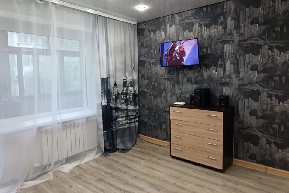 Уютная однокомнатная квартира,есть всё для проживания