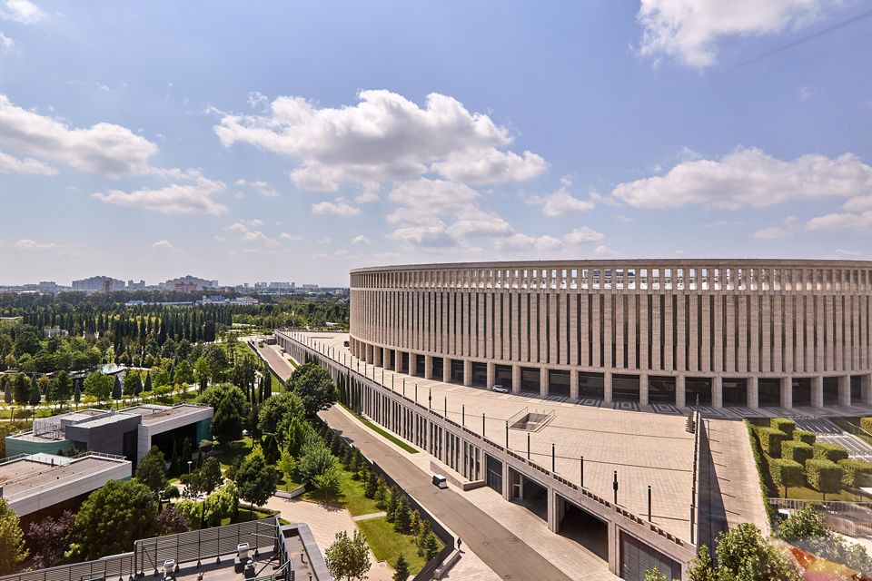 Квaртиpa c  видом нa Паpк Галицкого и Стадиoн Краcнoдap