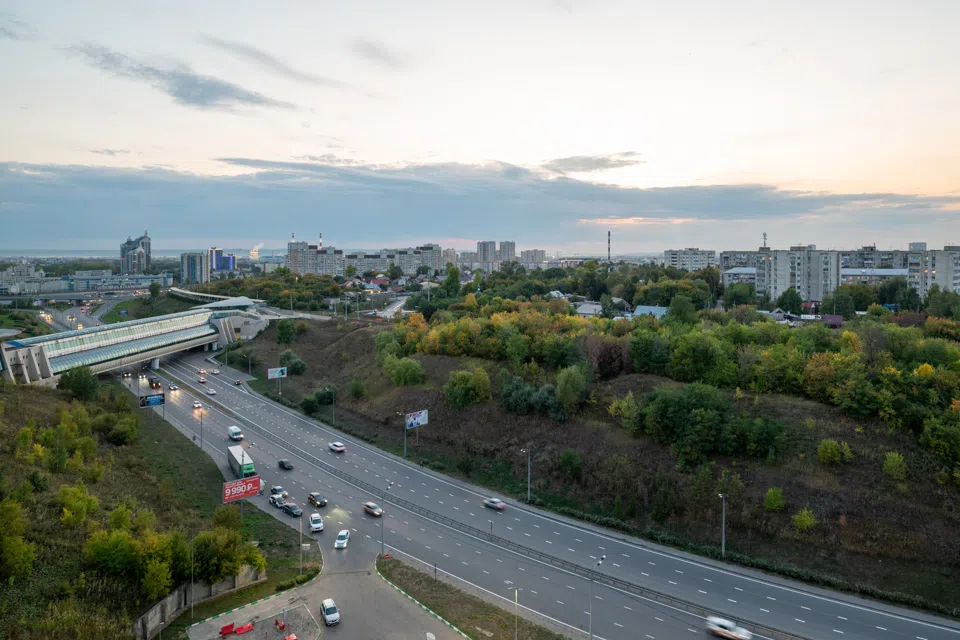 Рядом с метро Аметьево.