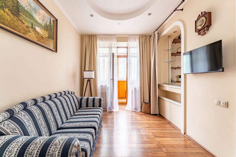 Трехкомнатная квартира в Центре Казани