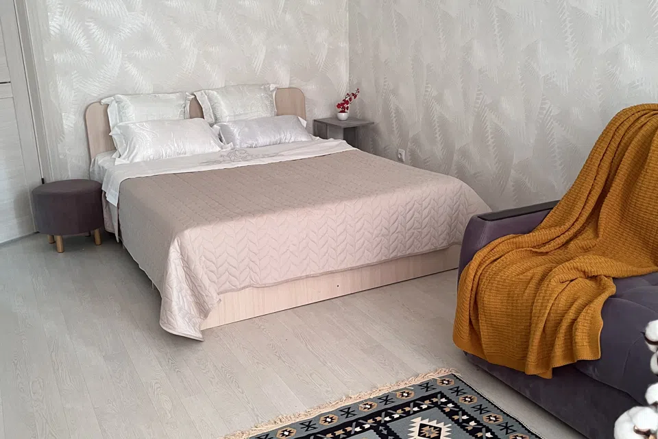 Уютная квартира с новым ремонтом в центре Элисты 
