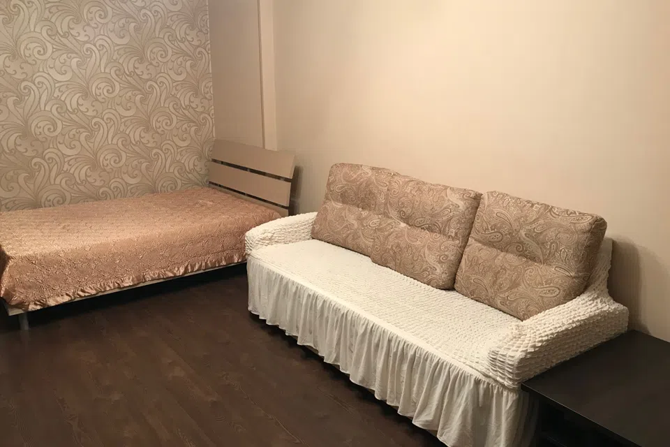 КОМФОРТНАЯ КВАРТИРА РЯДОМ С РКБ ИМ КУВАТОВА ГГ С ПАРКОВКОЙ