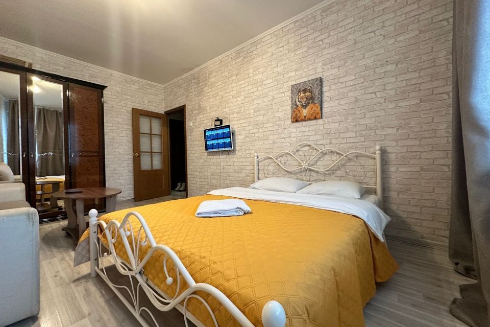 Однушка на Маяковской, 4 человека