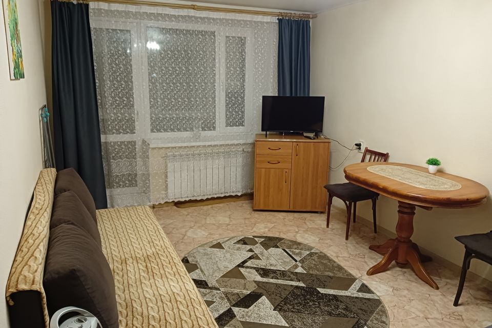 Уютная однокомнатна квартира в спальном районе