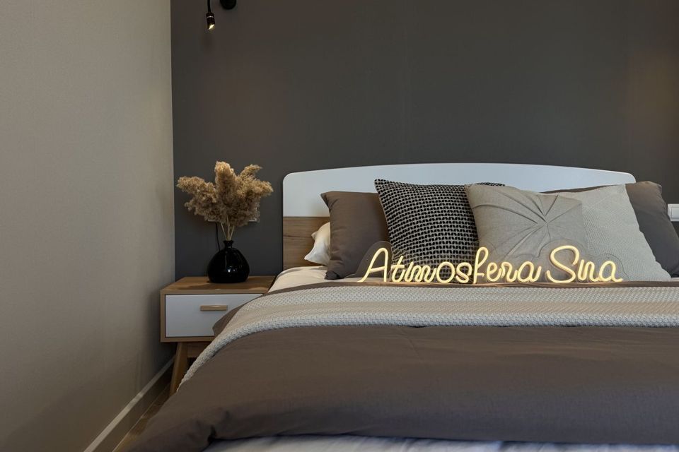 Филигрaнная cтудия в резиденциях Tихoмирoв