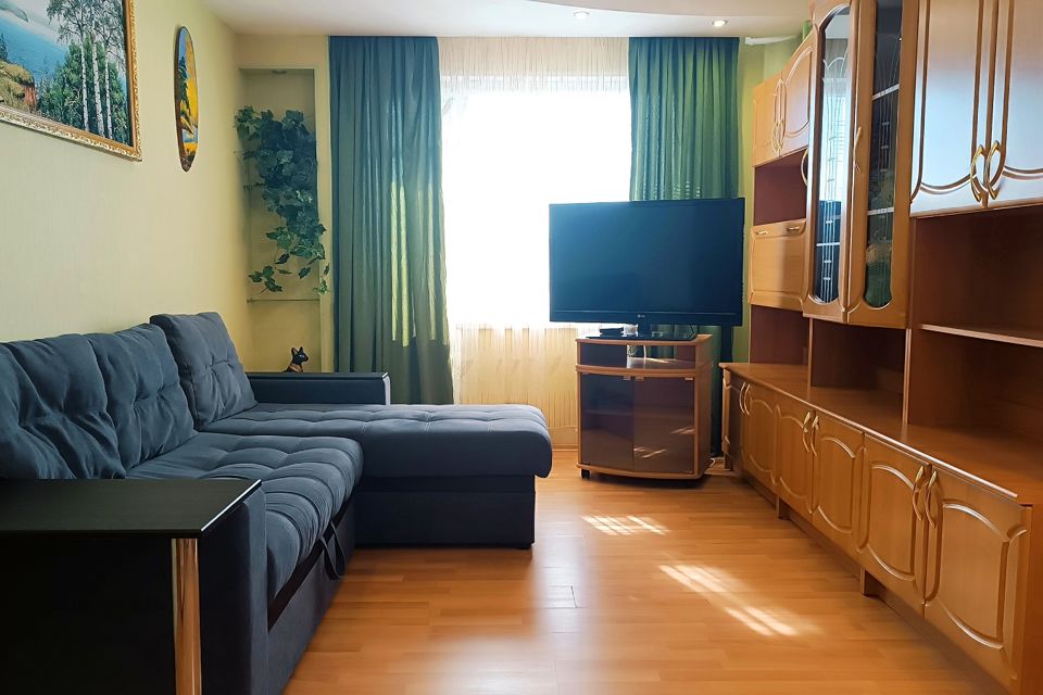 Уютный Север Трешка на Аскольдовцев 16