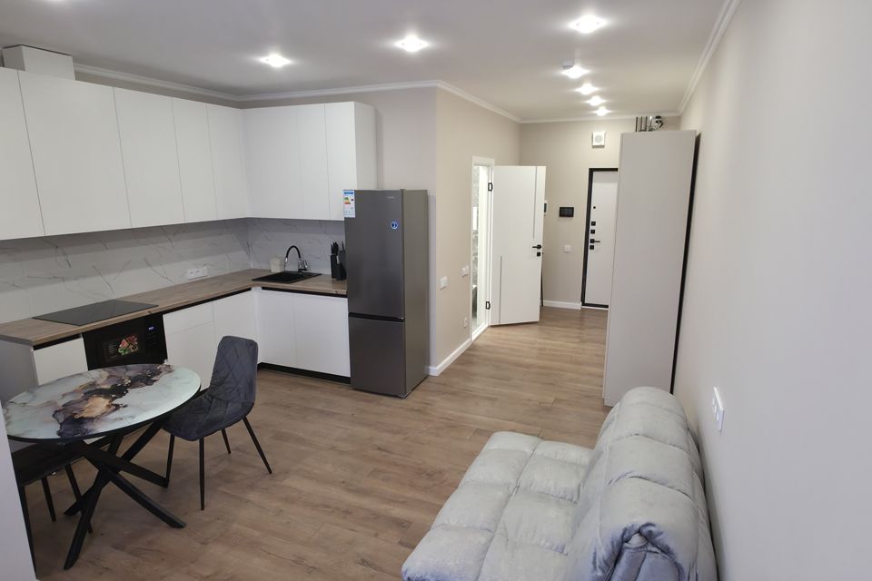 Красивые апартаменты с видом на горы