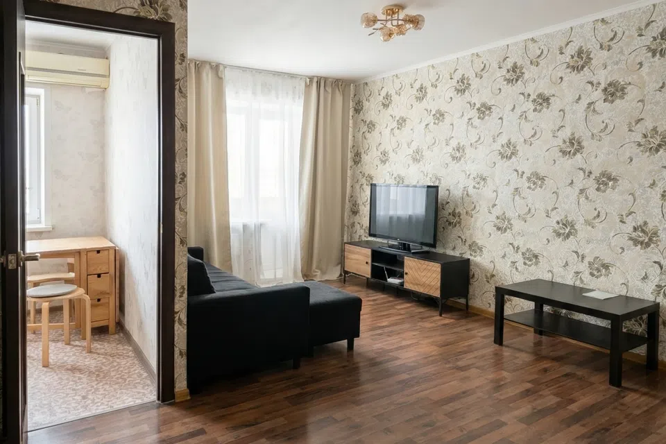 проспект Октября, 44