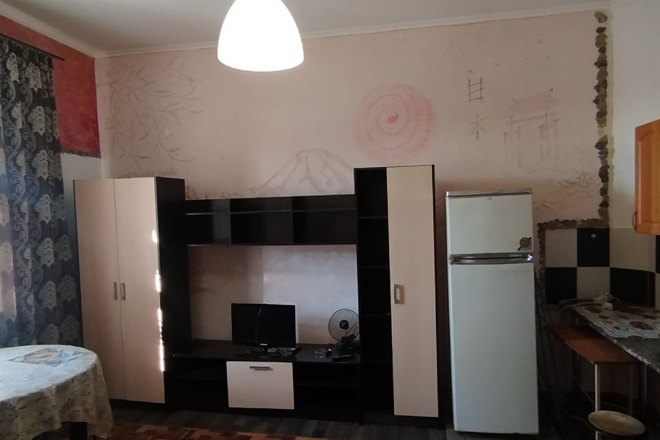2 ком. кв-ра студия 46м2 р-он Ж-Д ул. Кочубея