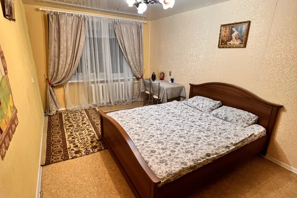 Уютная квартира рядом с метро Заречная 
