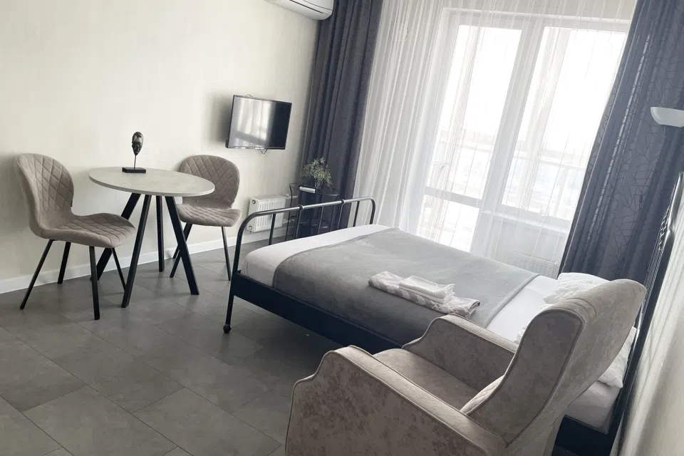Студия LOFT с красивым видом на город
