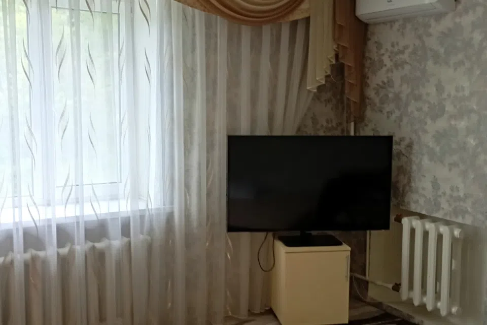 В городе у моря уютная, чистая, теплая квартира для гостей