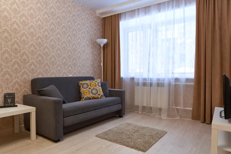 Good night на Карташова 37