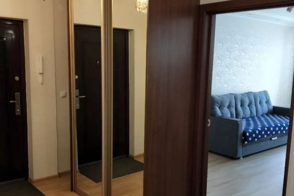 Квартира рядом с ТЦ Кристалл, клиникой доктора Очеретиной. 