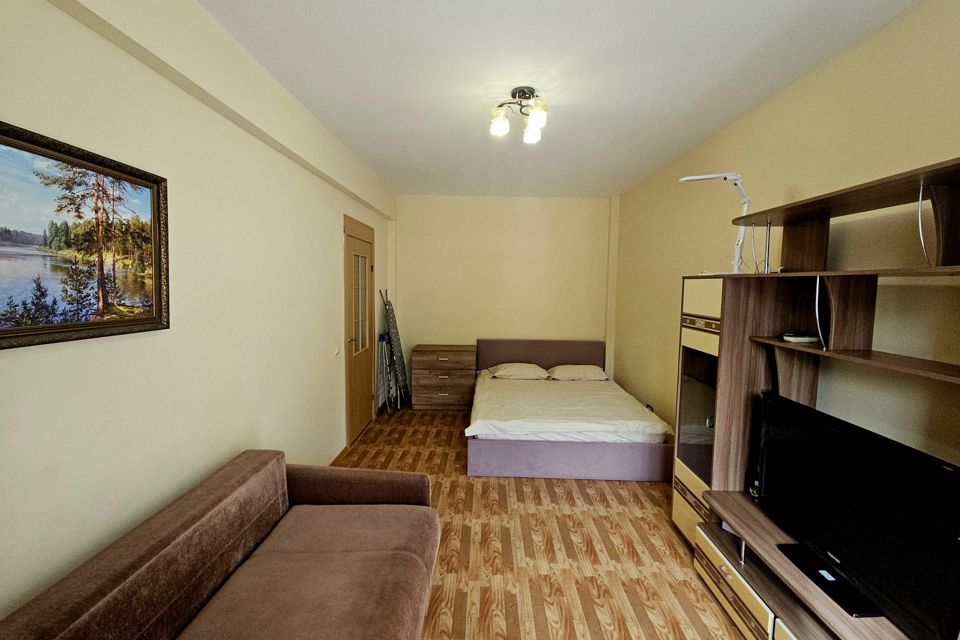 Апартаменты Golden Holiday  Стандарт- спальня, кухня, балкон