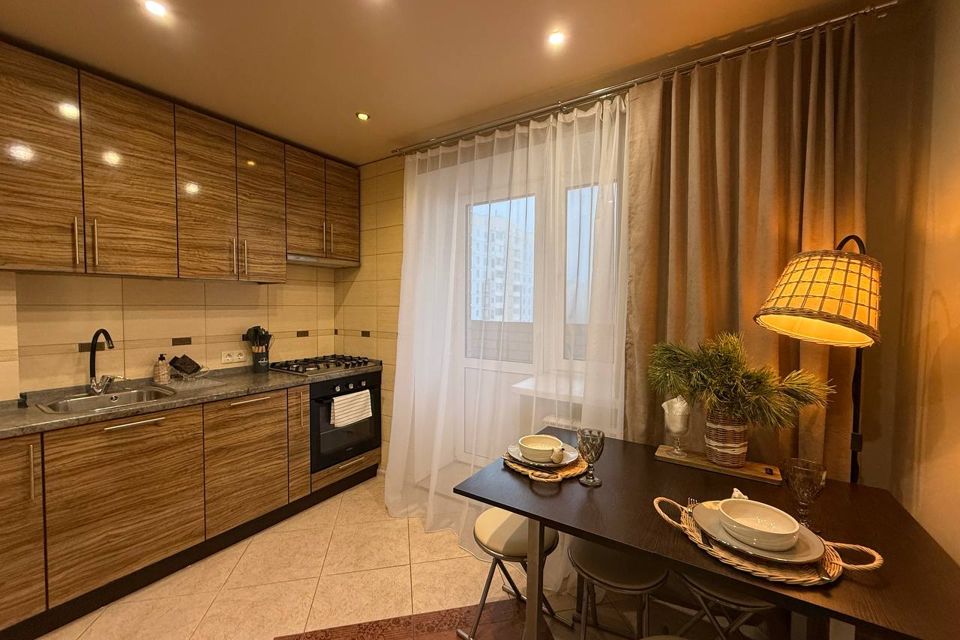 Двушка в спальном районе, вблизи от парка Соловьиная роща