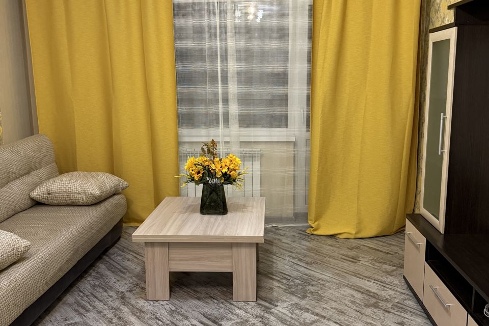 Уютная однокомнатная квартира в лучшем  районе города.