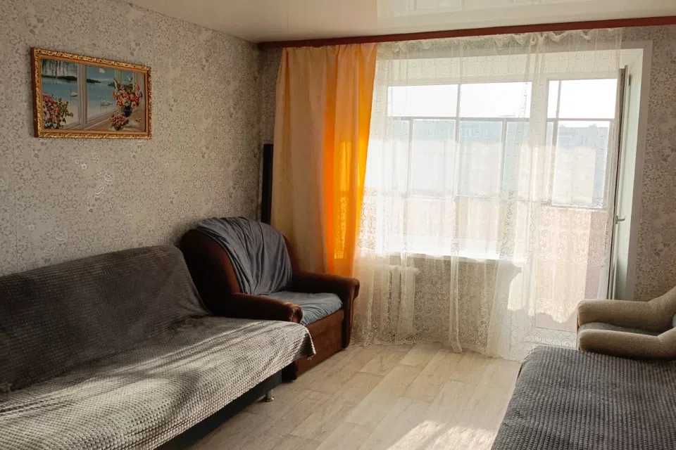 3-к квартира Горького 8Б
