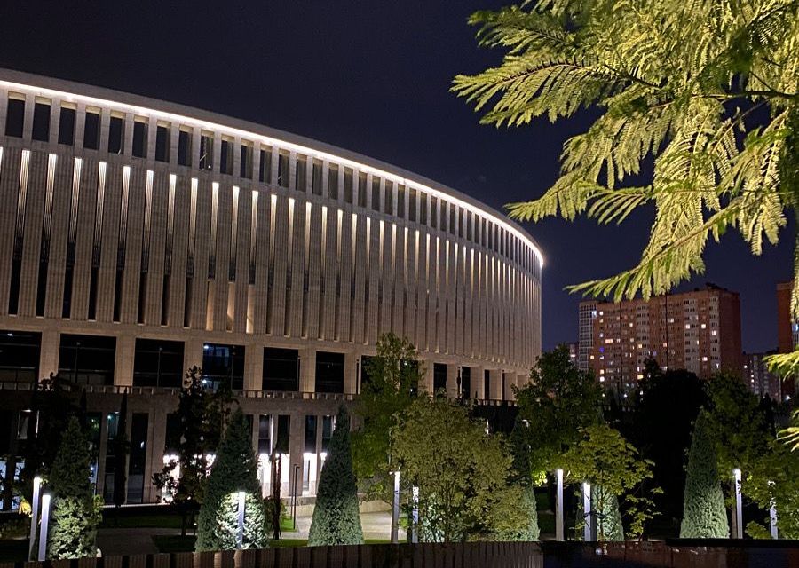 С видом на стадион и парк Краснодар 