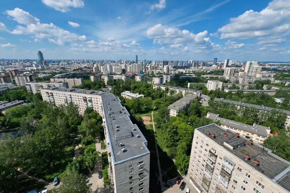 Однокомнатная квартира на Шадринском 14к2