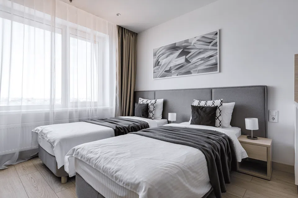 Pinot Noir Apartment