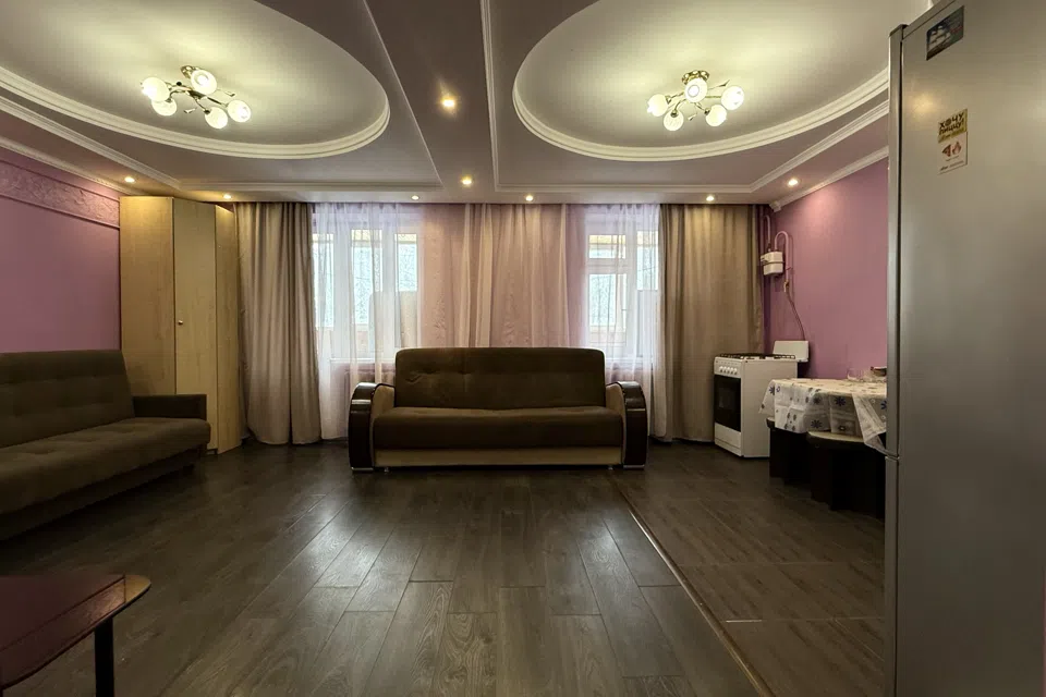 1-к. квартира 40 м, 3 кровати