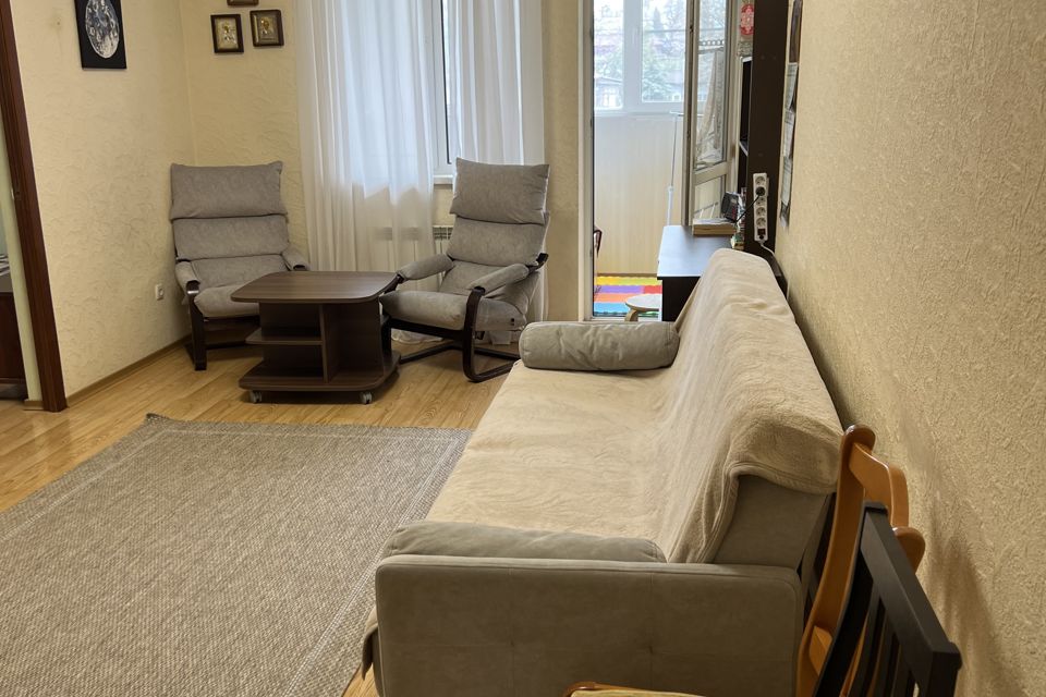 Квартира 100кв. с парковкой в центре