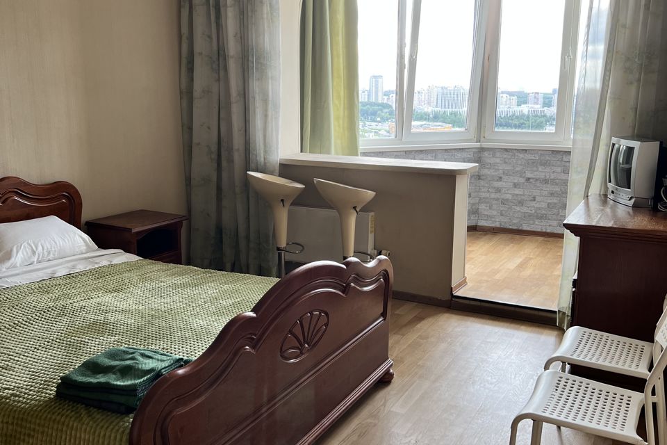 Двухкомнатная видовая полнометражная квартира 
