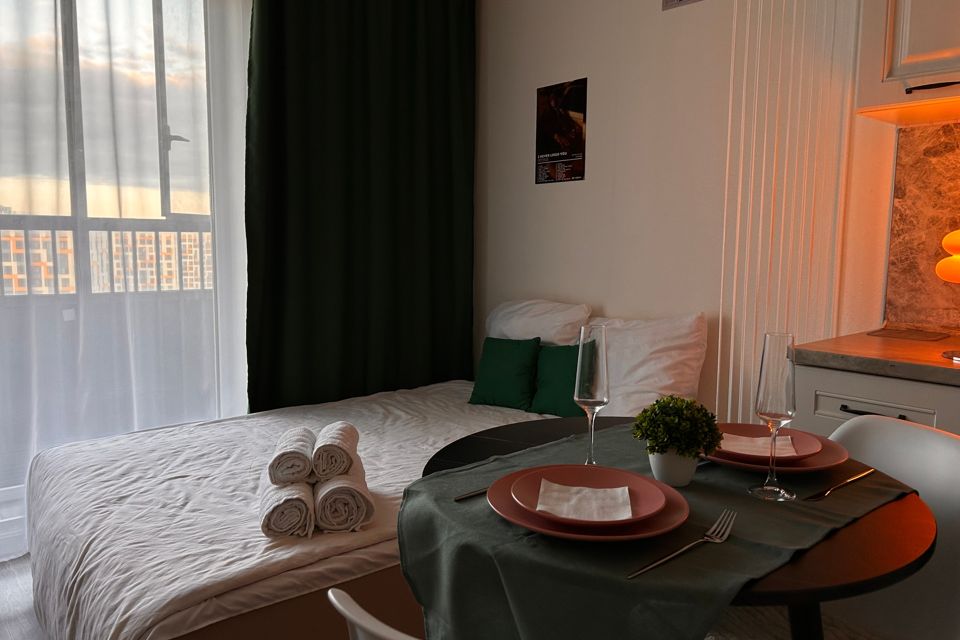 Уютная студия с видом на Неву, 2 кровати