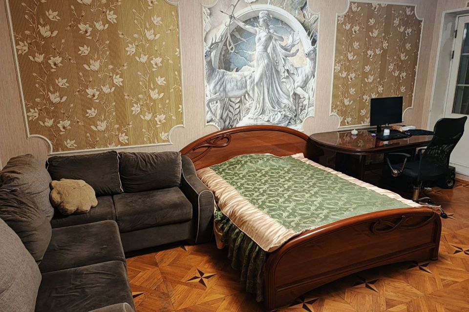 Красивая и просторная комната со всеми удобствами