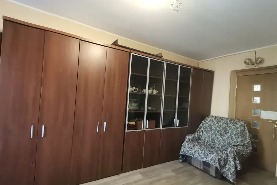 Двухкомнатная -Большая.
