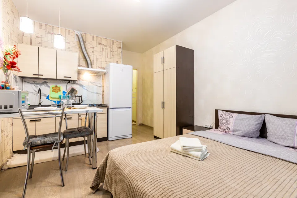 Уютная студия у метро Лесная