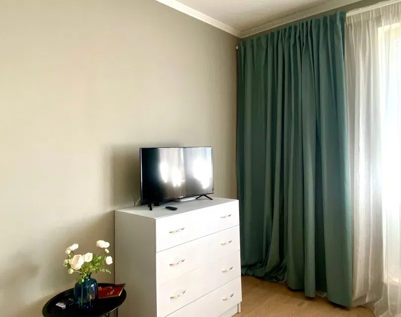 Панорамный балкон, вид с 15 этажа. Заселение 24 часа