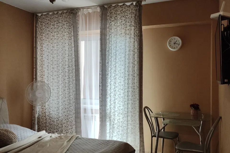 Квартира-студия возле областной больницы