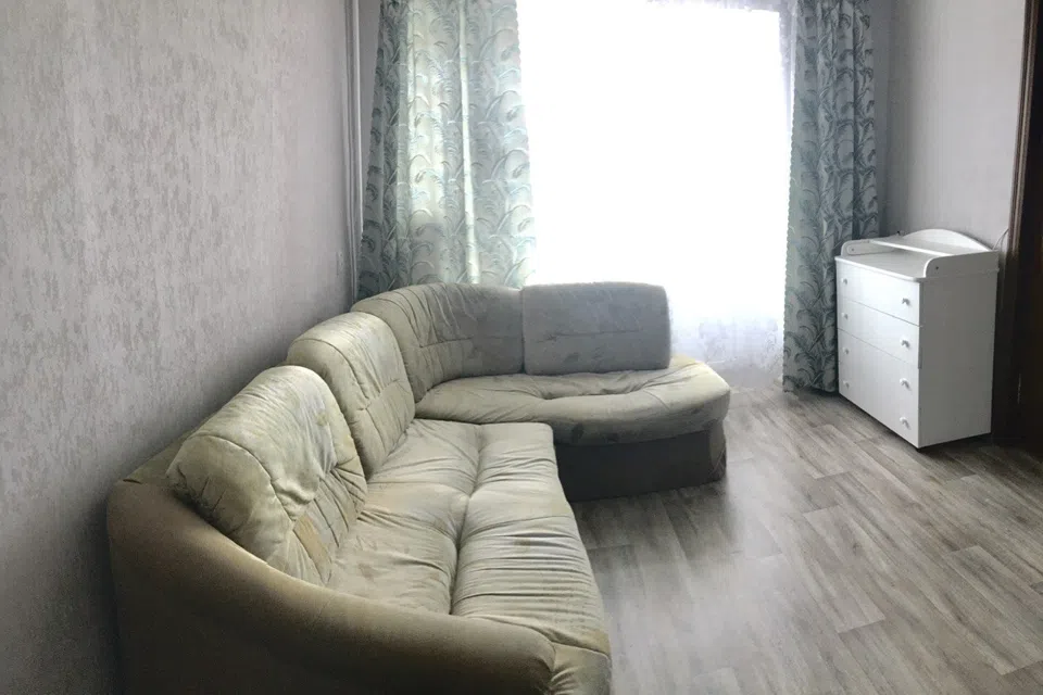 Уютная квартира с кроваткой для младенца