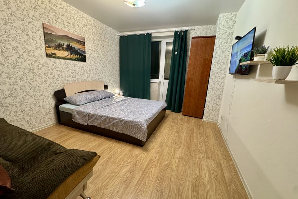 В 1 минуте парк Победы Тихий и спокойный район