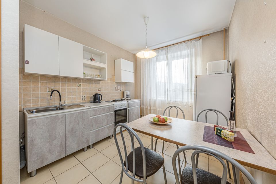 Прекрасная трёшка на северо-западе близко к центру города. 