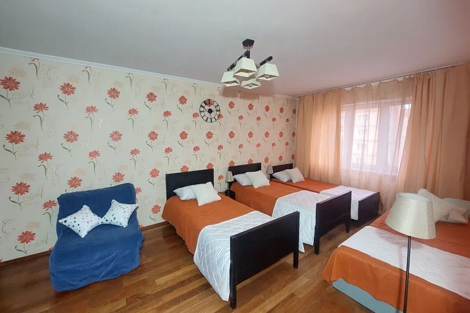 201кв.Тимирязева 3А, 52 м2, 6 кроватей, 6м