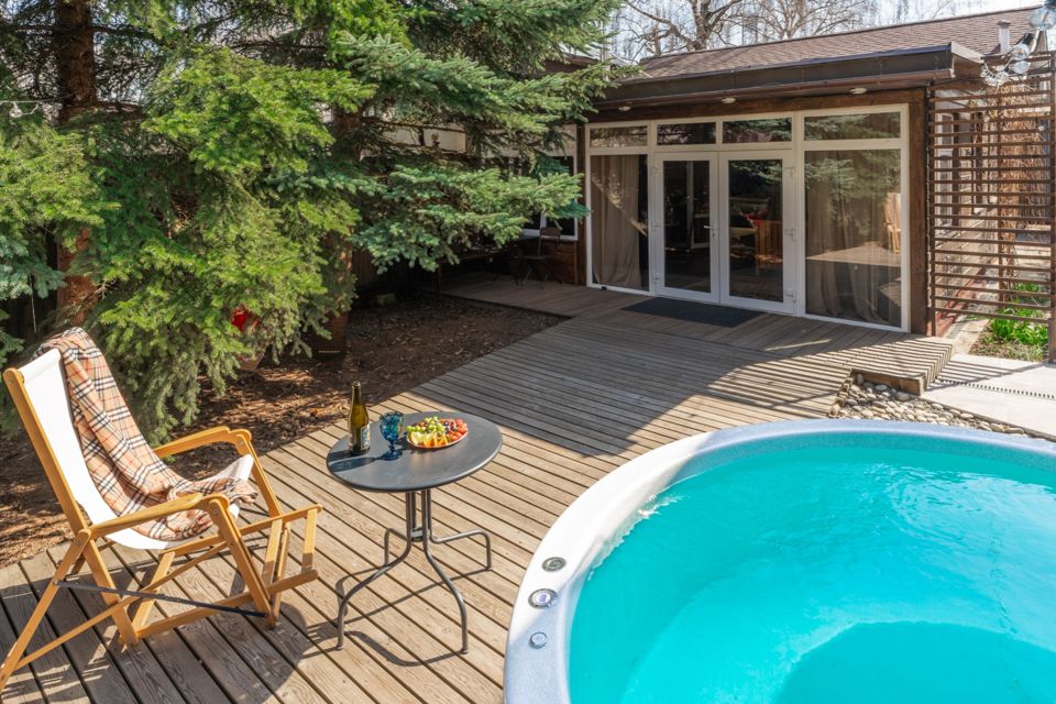 Дом РелаксЕль в 3км от Москвы с сауной и горячей купелью